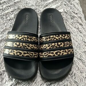 Adidas slides size 7